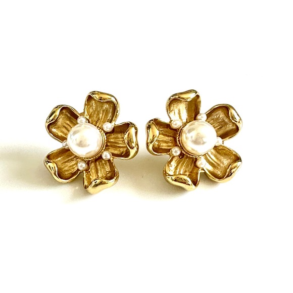 TALBOTS Classic Gold Floral Pearl Earrings | NEW - Picture 2 of 5